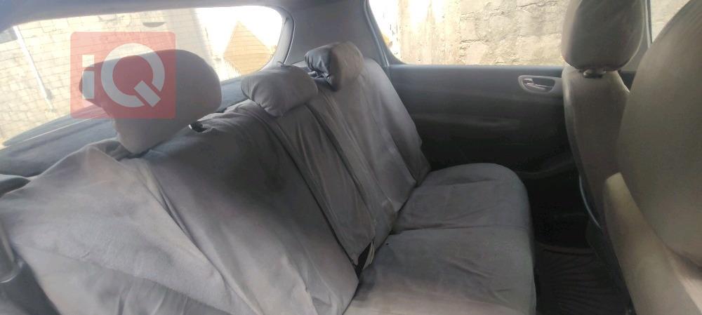 بيجو 307